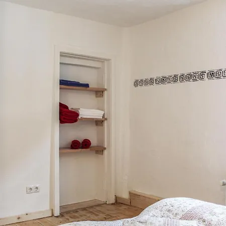 Awesome Apartment In Winningen With Wifi And 1 Bedrooms Апартаменты